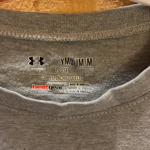 UA youth medium shirt - Picture 3 of 4